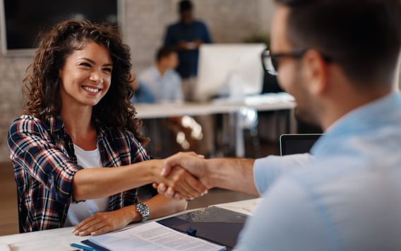 Vorstellungsgespräch, Vermittlung, Einstellung, neuer Job